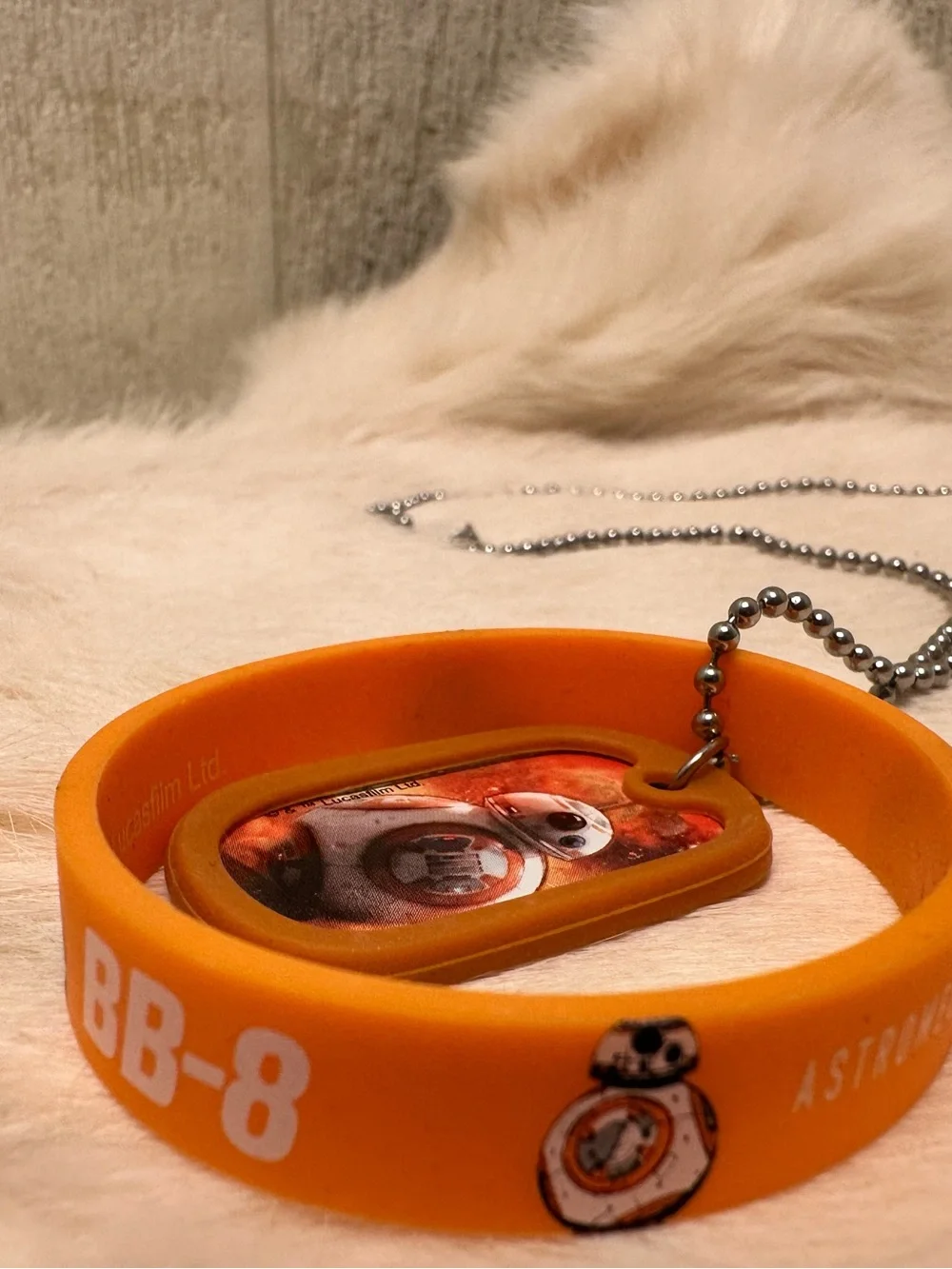 Star Wars Orange BB-8 Kids Necklace and Bracelet Set